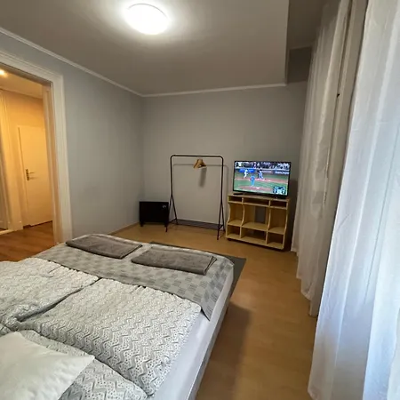 100 Eves Haz Lejlighed Esztergom